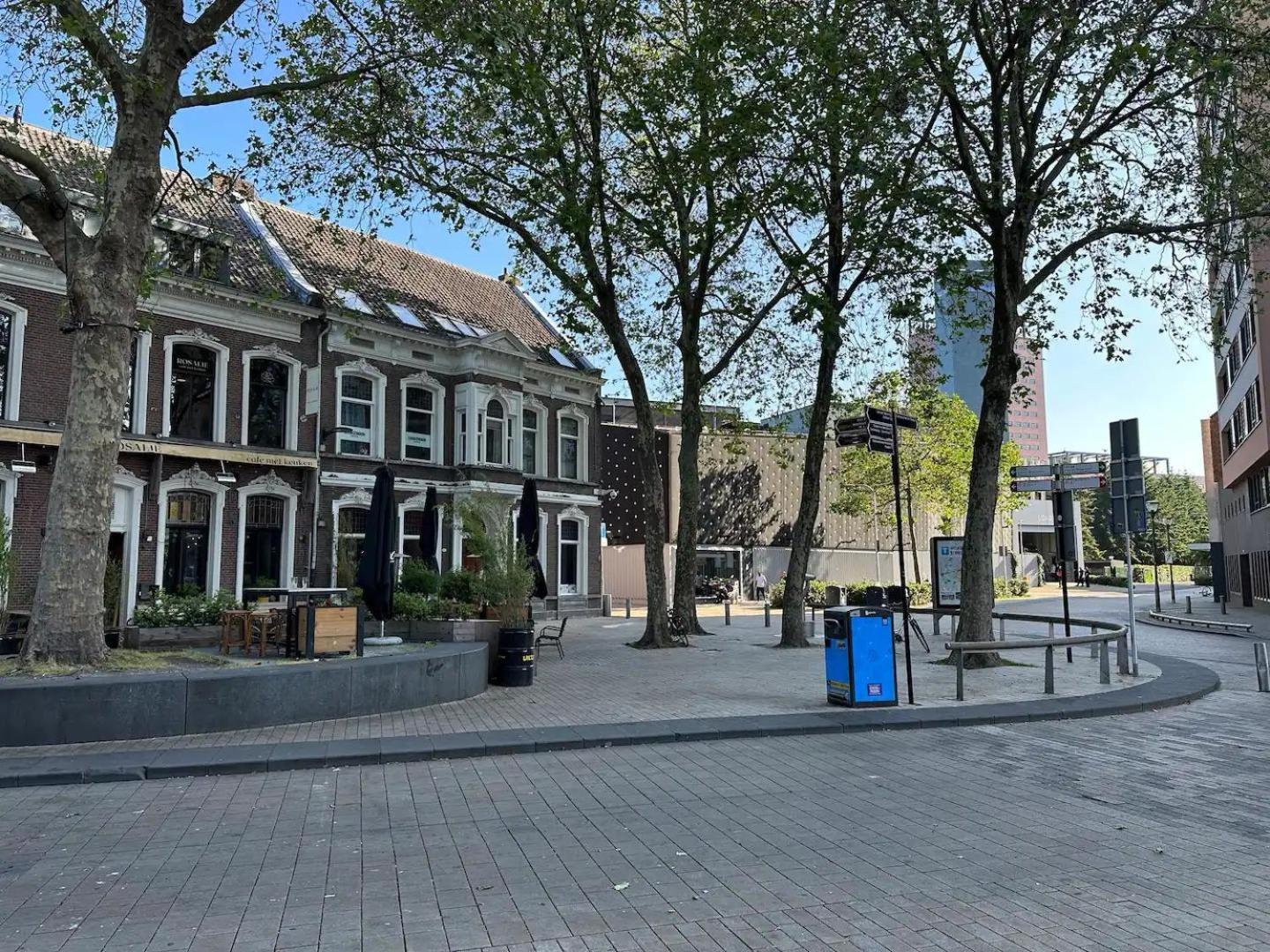 5P Hotspot Wifi Near Poppodium013 And City Center ティルブルグ エクステリア 写真
